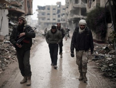 Ισλαμιστές της Τζάις Αλ Ισλάμ μάχονται κατά εκείνων της Αλ Κάιντα στην Δαμασκό (βίντεο)